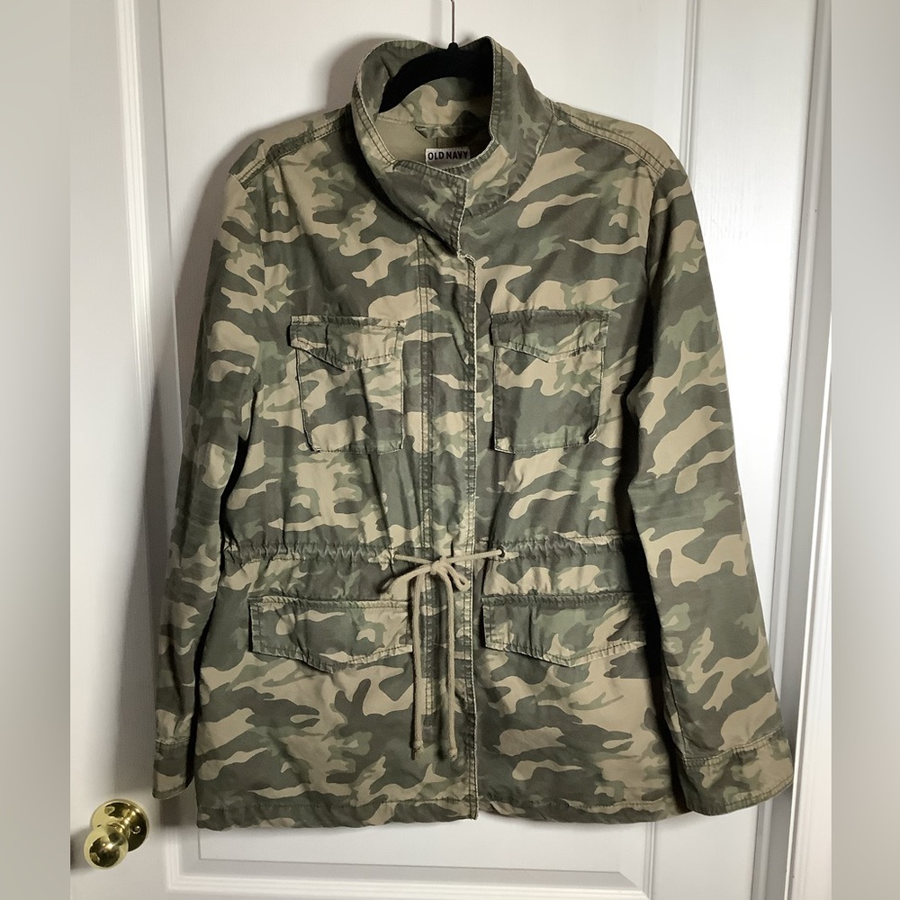 Old Navy Women's Camouflage Jacket
